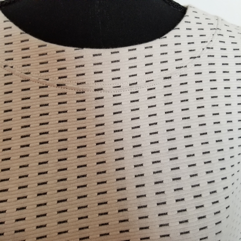 Ann Taylor Sleeveless Shift Dress - Picture 3 of 8